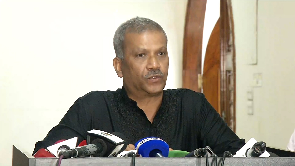 রাজনৈতিক দলগুলো যেভাবে একমত হবে, সেভাবেই সংস্কার: আইন উপদেষ্টা