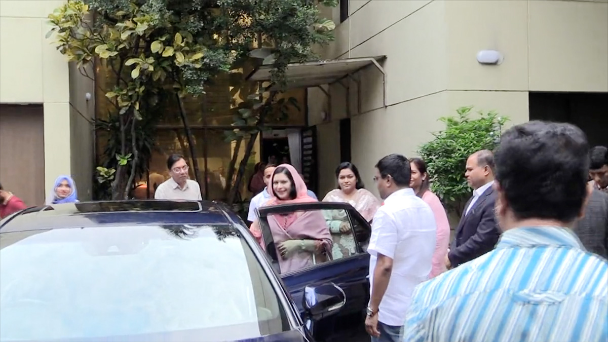 লন্ডনে ফিরছেন ডা. জুবাইদা