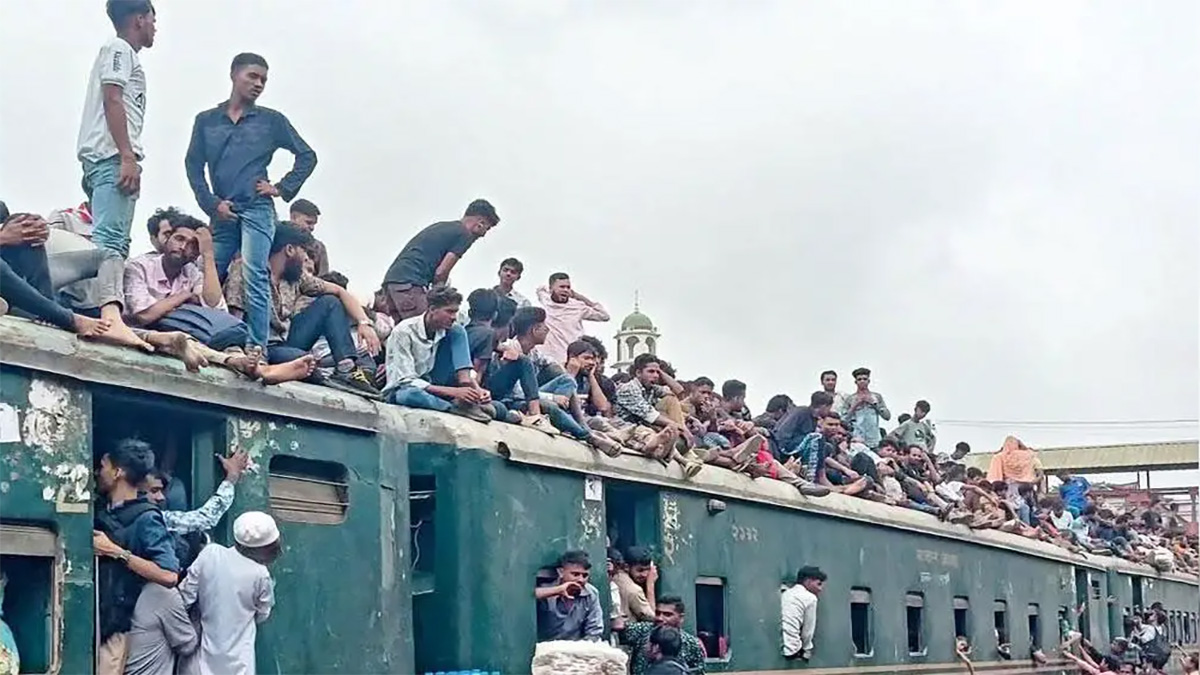 শেষ মুহূর্তে কমলাপুরে উপচে পড়া ভিড়