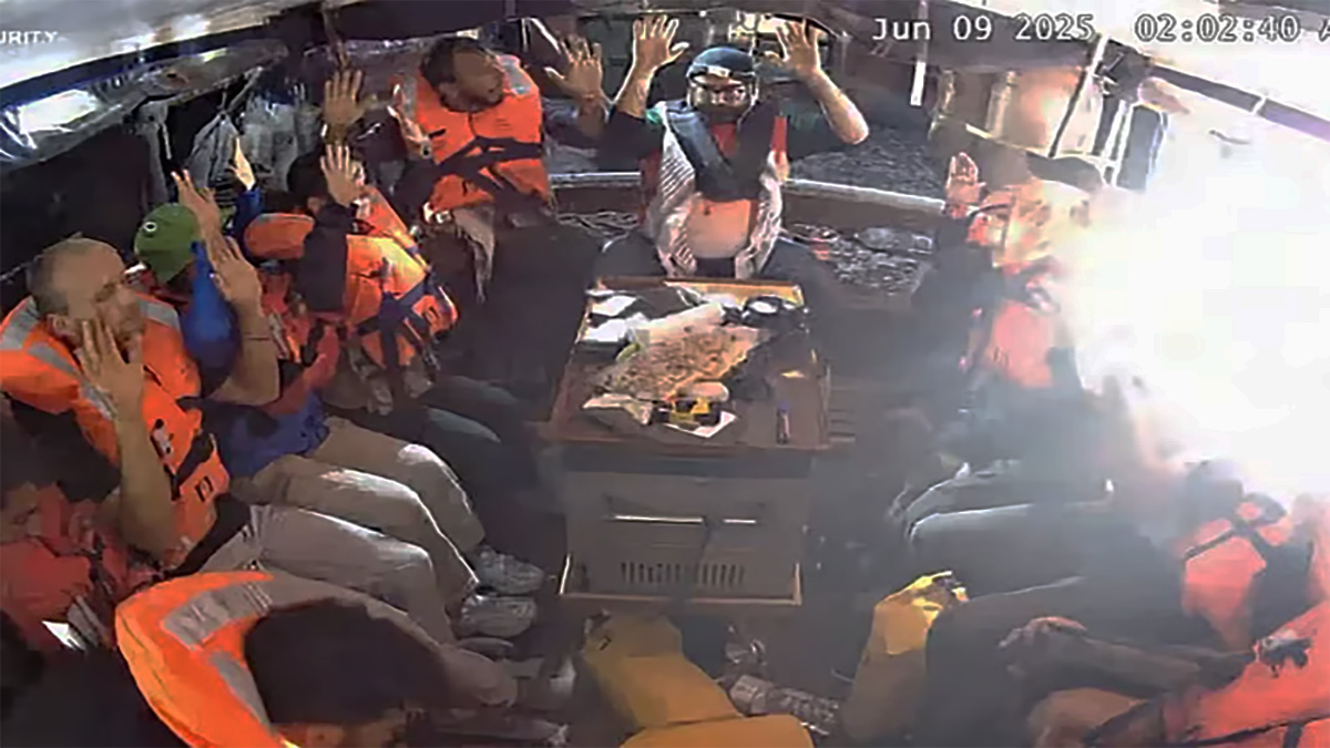 গাজাগামী ত্রাণবাহী জাহাজ ‘ম্যাডলিন’ আটকে দিয়েছে ইসরায়েল