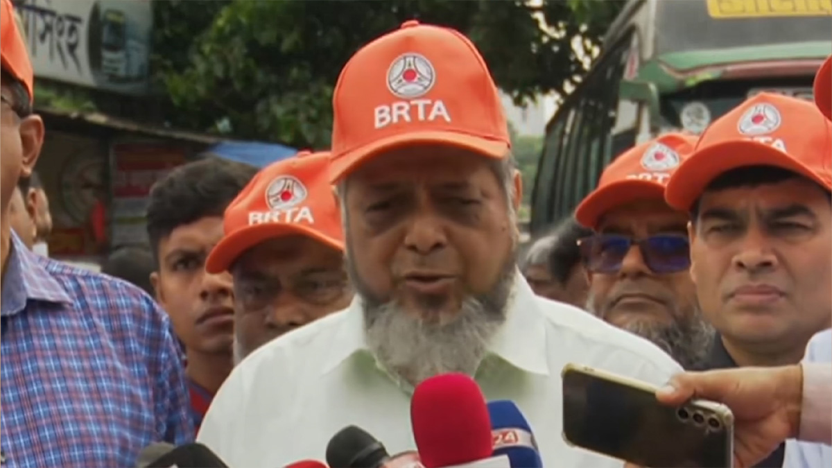 ফিটনেসবিহীন গাড়ি সড়কে রেখে শৃঙ্খলা ফিরিয়ে আনা সম্ভব নয়: বিআরটিএ চেয়ারম্যান