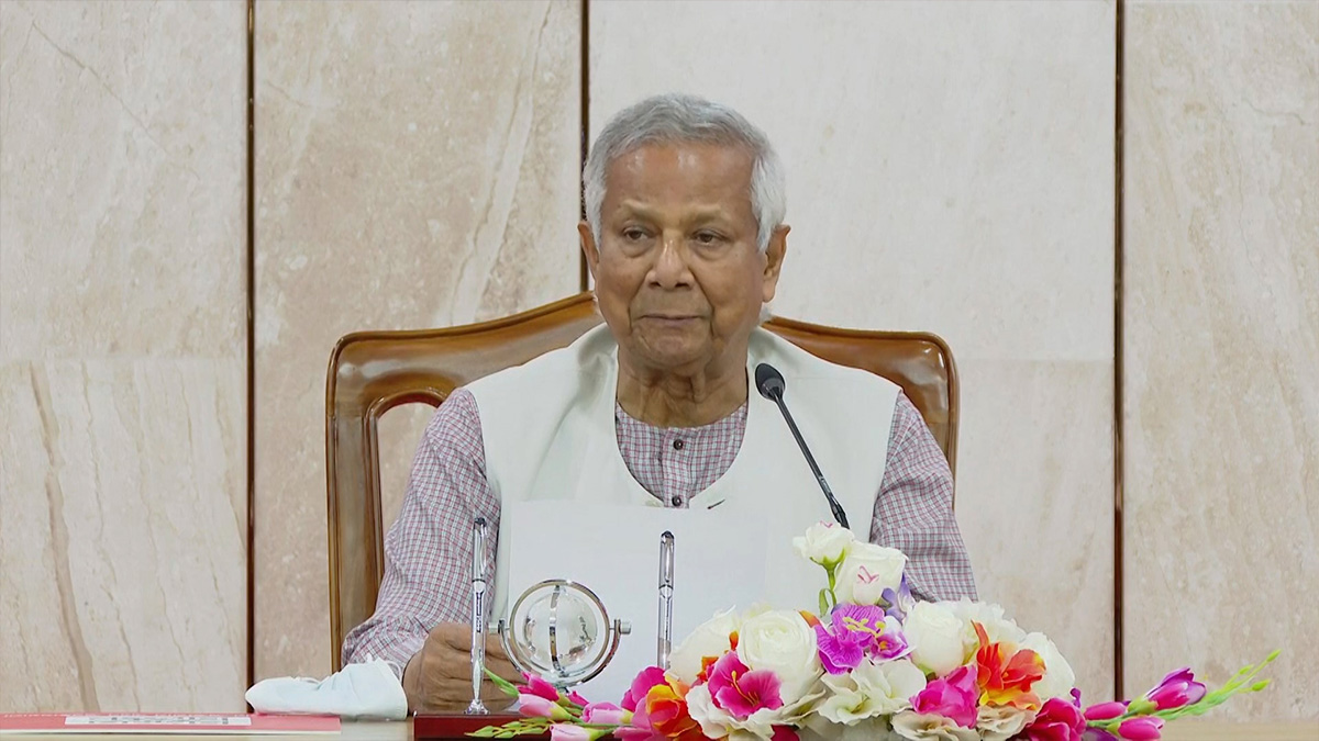 ফ্যাসিবাদ বিলোপ করে নতুন বাংলাদেশ গঠনে কাজ করছে সরকার: প্রধান উপদেষ্টা