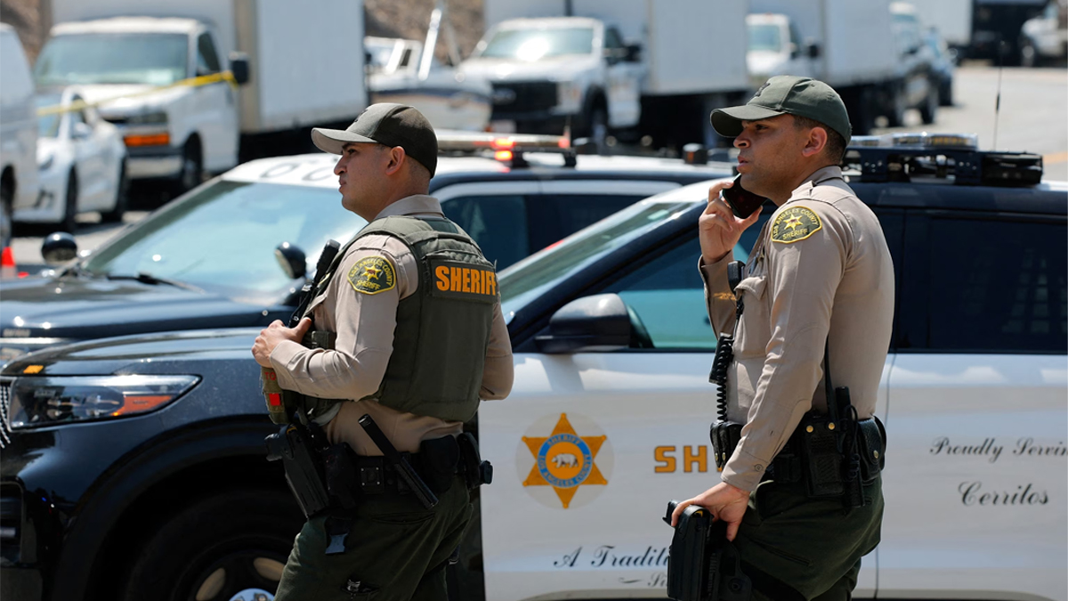 লস অ্যাঞ্জেলেসে ভয়াবহ বিস্ফোরণে প্রাণহানি ৩ পুলিশের