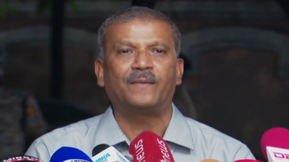 ‘আইনশৃঙ্খলা নিয়ন্ত্রণে সরকারকে কঠোর হওয়ার আহ্বান জানিয়েছে দলগুলো’