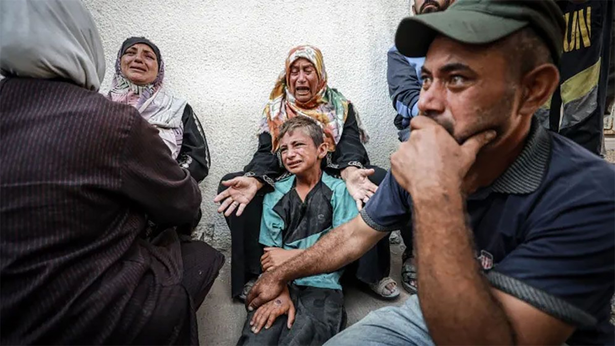 গাজার একমাত্র ক্যাথলিক গির্জায় ইসরায়েলের হামলা