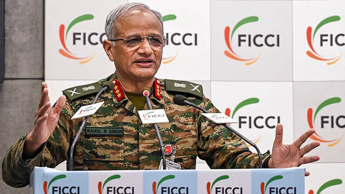 ভারতের সাথে সংঘর্ষে চীন ‘লাইভ ইনপুট’ দিয়ে পাকিস্তানকে সাহায্য করেছে: আর্মি ডেপুটি চিফ