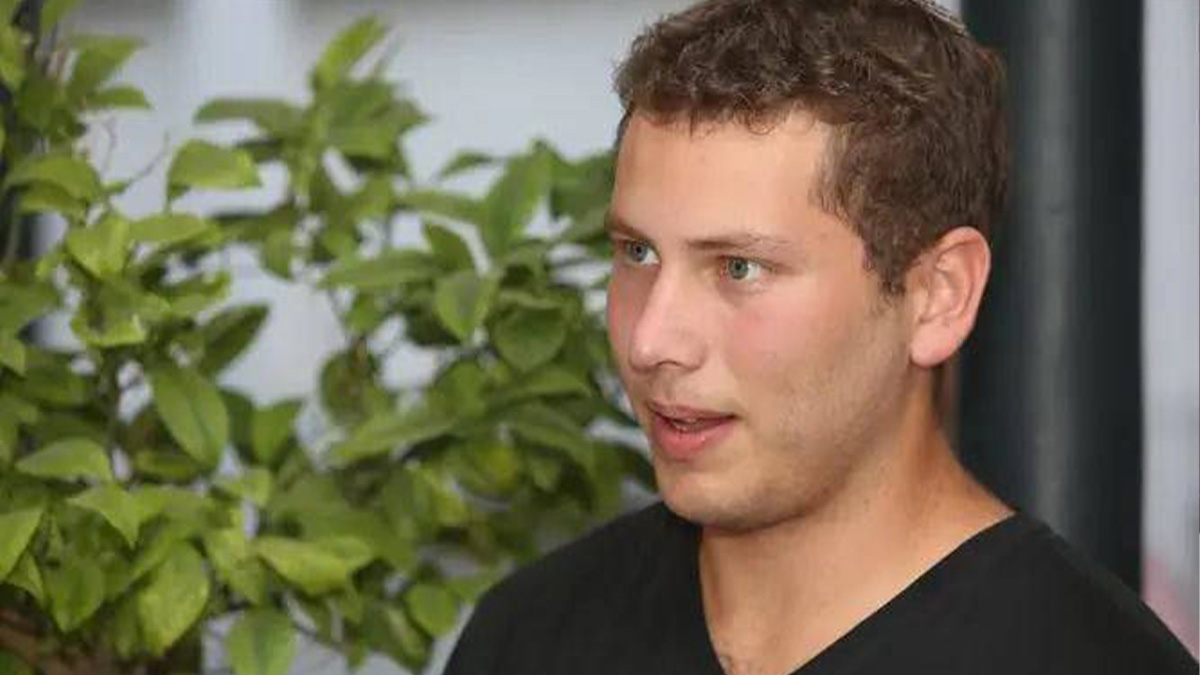 ভিন্ন নামে যুক্তরাজ্যে অ্যাপার্টমেন্ট ক্রয় নেতানিয়াহুর ছেলের