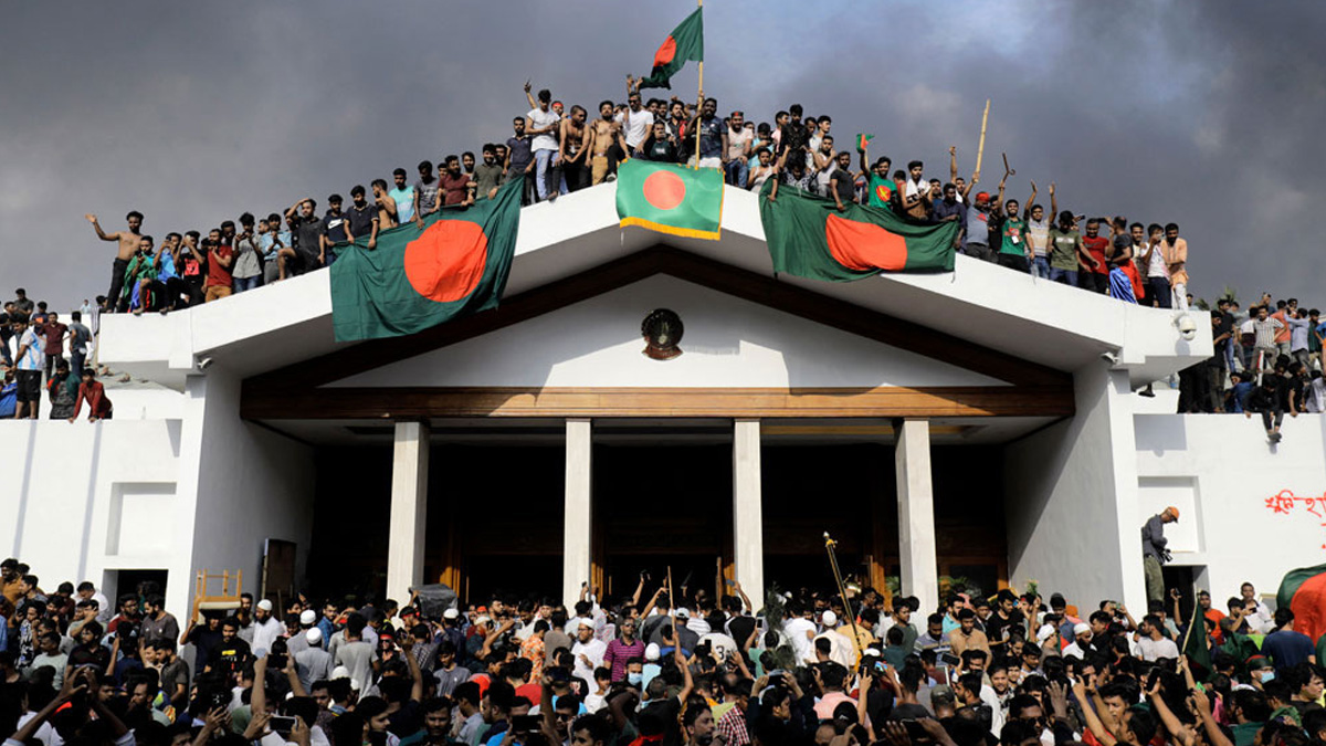 জুলাই অভ্যুত্থানের সময় করা ১২ মামলার চার্জশিট