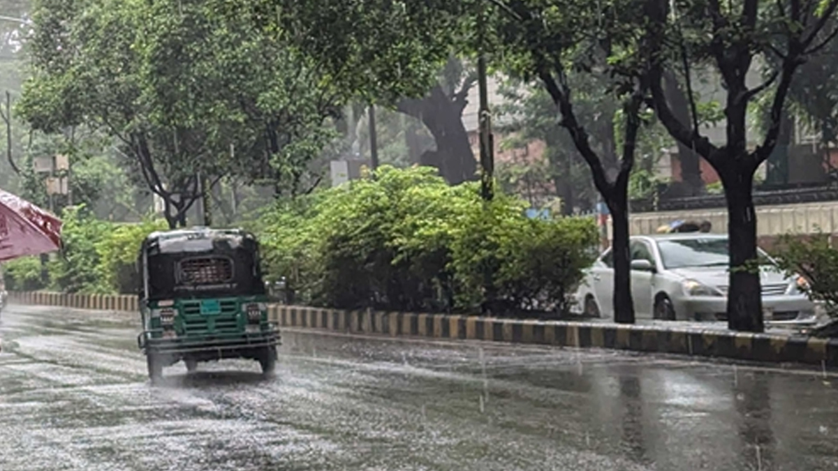 সপ্তাহজুড়ে বৃষ্টির সম্ভাবনা, লঘুচাপের আভাস
