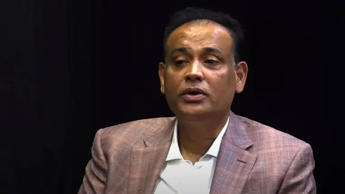 অর্থ আত্মসাৎ : সাবেক ভূমিমন্ত্রী ও তার স্ত্রীসহ ২৮ জনের নামে দুদকের মামলা