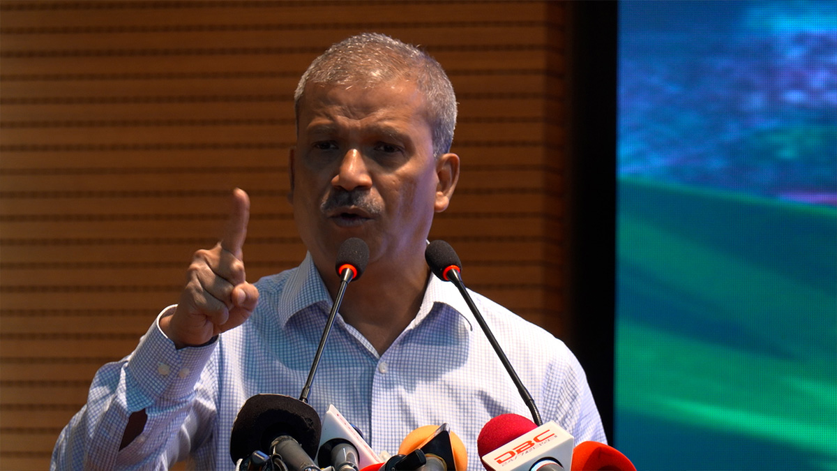 অত্যাচার বন্ধ করতে চিকিৎসকদের প্রতি আইন উপদেষ্টার আহ্বান