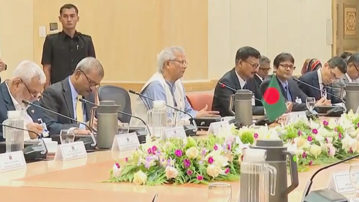 ফেব্রুয়ারির মাঝামাঝি সময়ে নির্বাচনের জন্য প্রস্তুত বাংলাদেশ: প্রধান উপদেষ্টা