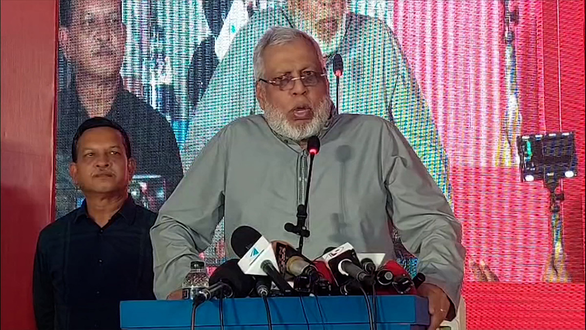 দুর্নীতির কারণেই দেশে সড়ক নির্মাণে অতিরিক্ত ৩০ শতাংশ অর্থ অপচয় হয়: সড়ক পরিবহন উপদেষ্টা