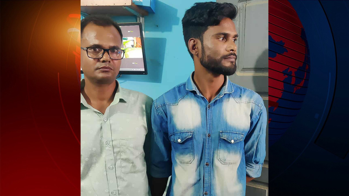 নাটোরে সাংবাদিক পরিচয়ে চাঁদাবাজির অভিযোগে আটক ২