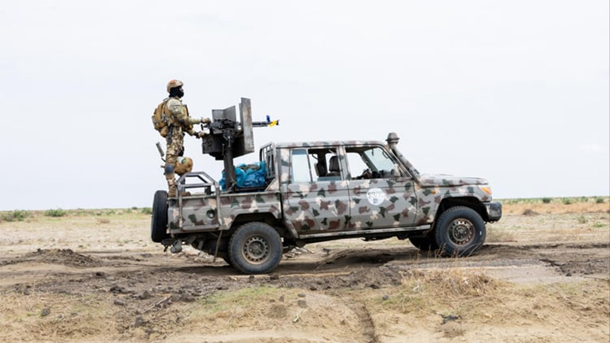 ক্যামেরুন সীমান্তের কাছে নাইজেরিয়ার বিমান হামলা, ৩৫ জনের প্রাণহানি