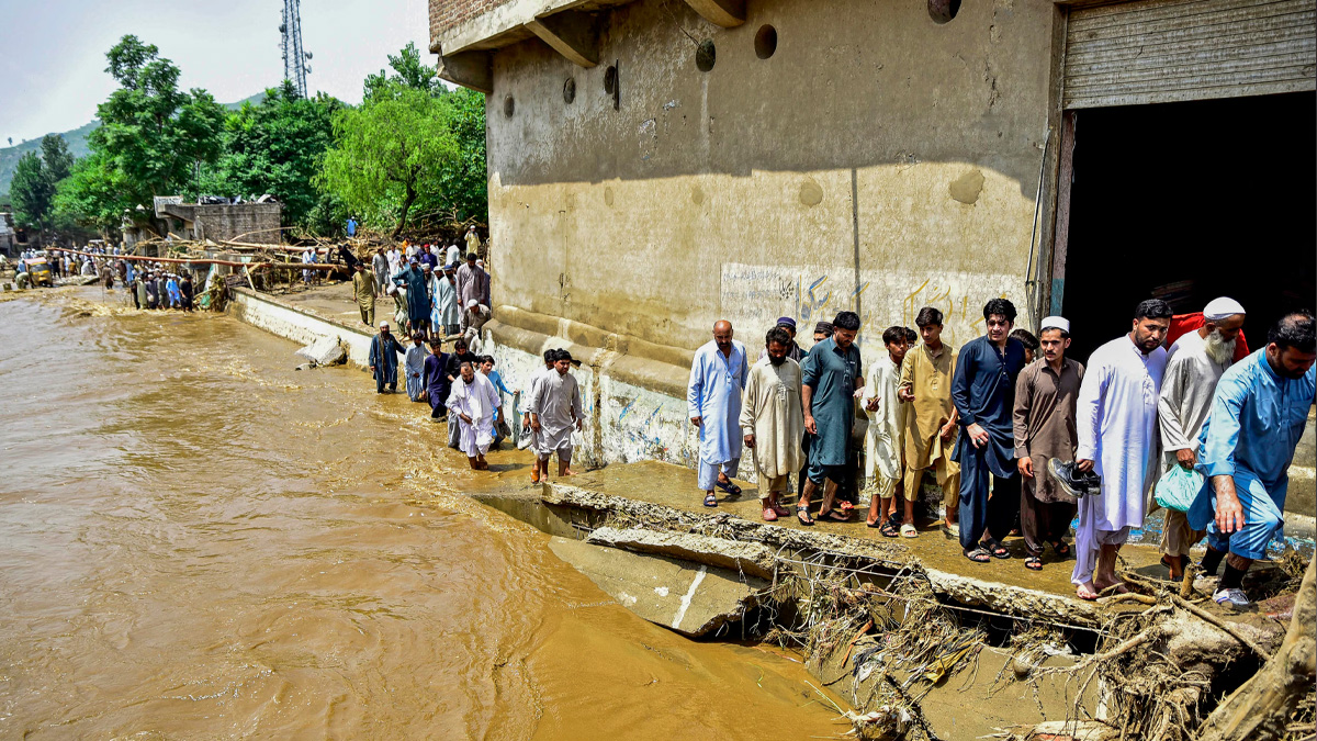 পাহাড়ি ঢল ও মেঘ বিস্ফোরণে পাকিস্তানে বন্যা পরিস্থিতির আরও অবনতি