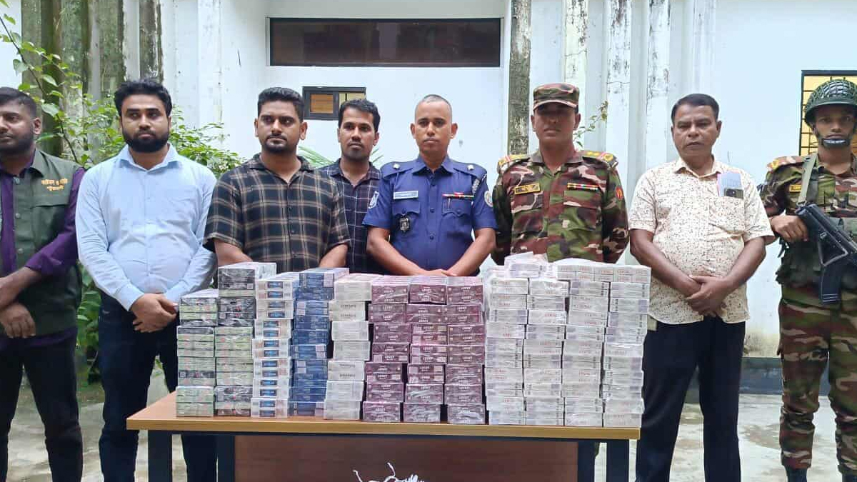 পটুয়াখালীতে অর্ধলক্ষাধিক নকল সিগারেট জব্দ