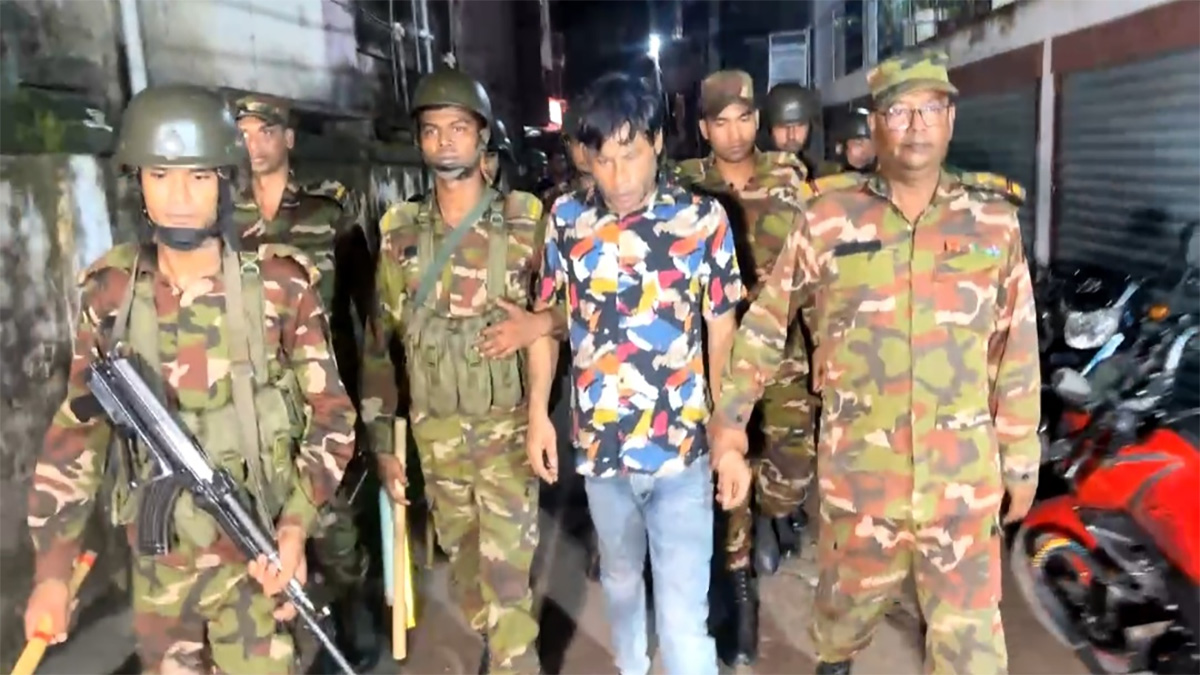 রংপুরে পিস্তলসহ যুবক গ্রেফতার