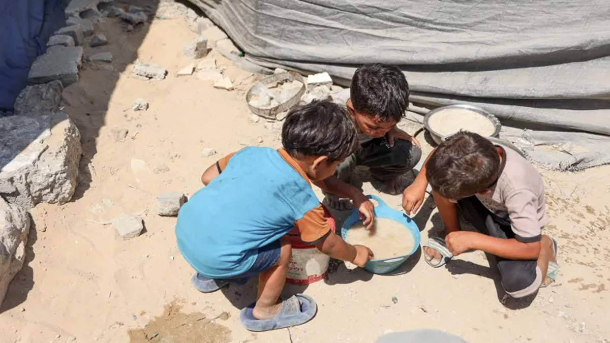 গাজায় প্রতি তিনজনের একজন দিনের পর দিন খাবার ছাড়াই থাকছেন: ইউনিসেফ