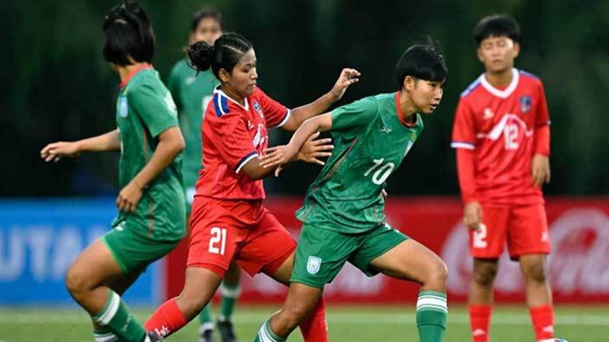 প্রীতির হ্যাটট্রিকে আবারও নেপালকে হারালো বাংলাদেশ