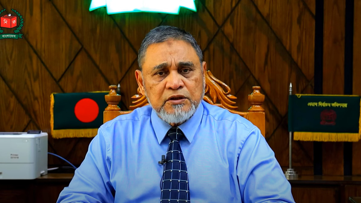 এআই-এর অপব্যবহার বড় চ্যালেঞ্জ হয়ে দাঁড়িয়েছে: সিইসি