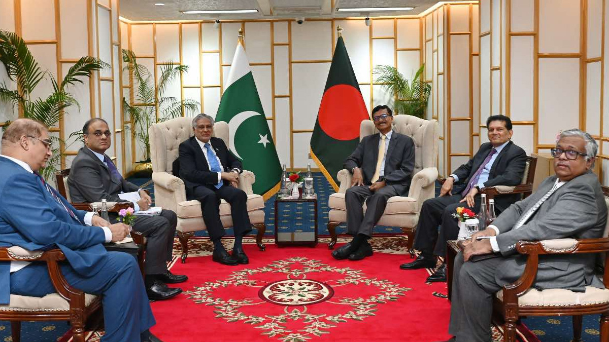 বাংলাদেশ-পাকিস্তানের মধ্যে এক চুক্তি ও ৫ সমঝোতা সই