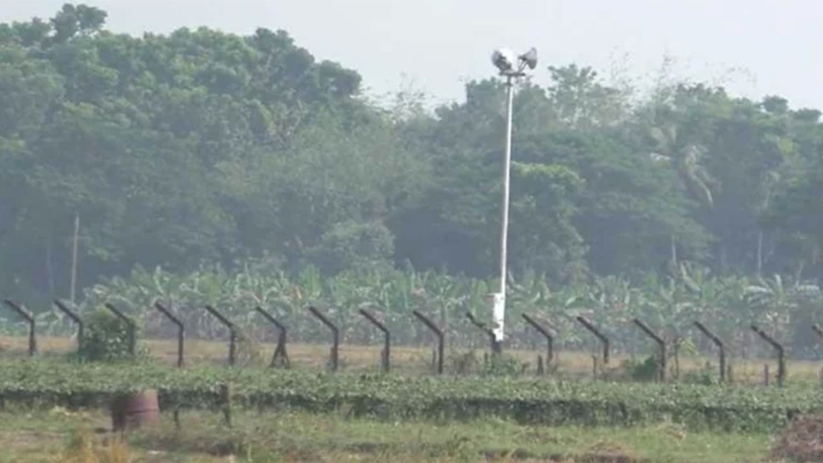 ঝিনাইদহ সীমান্তে দালালসহ ৯ বাংলাদেশিকে আটক করলো বিজিবি