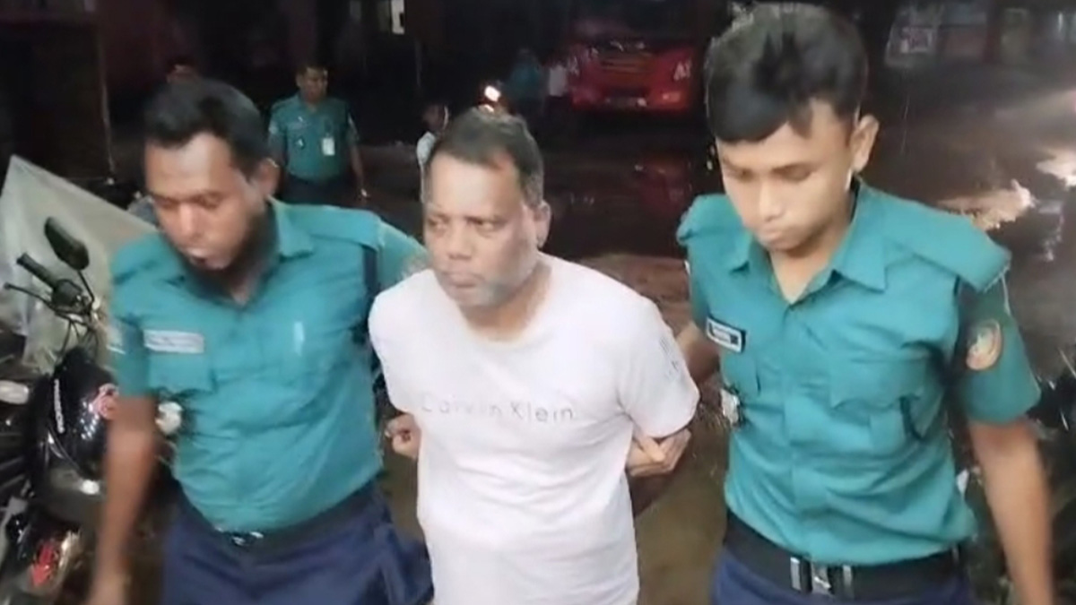 রংপুর মহানগর স্বেচ্ছাসেবক লীগ সভাপতি আতাউর জামান বাবু গ্রেফতার