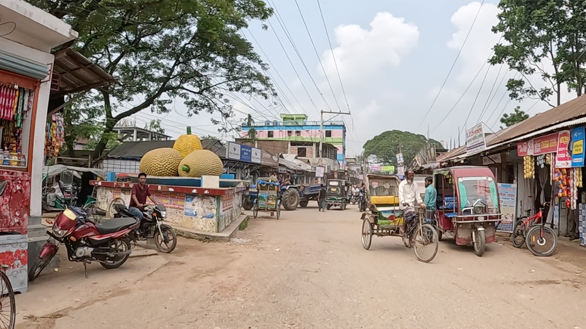 সুন্দরগঞ্জ পৌর এলাকায় থমথমে পরিবেশ, চলছে ১৪৪ ধারা