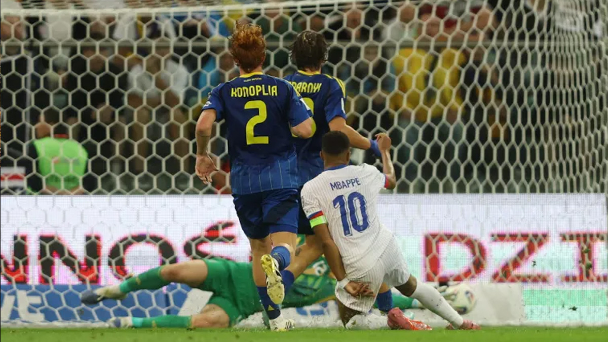 বিশ্বকাপ বাছাইপর্ব: ইতালির দাপুটে জয়, ফ্রান্সের শুভ সূচনা