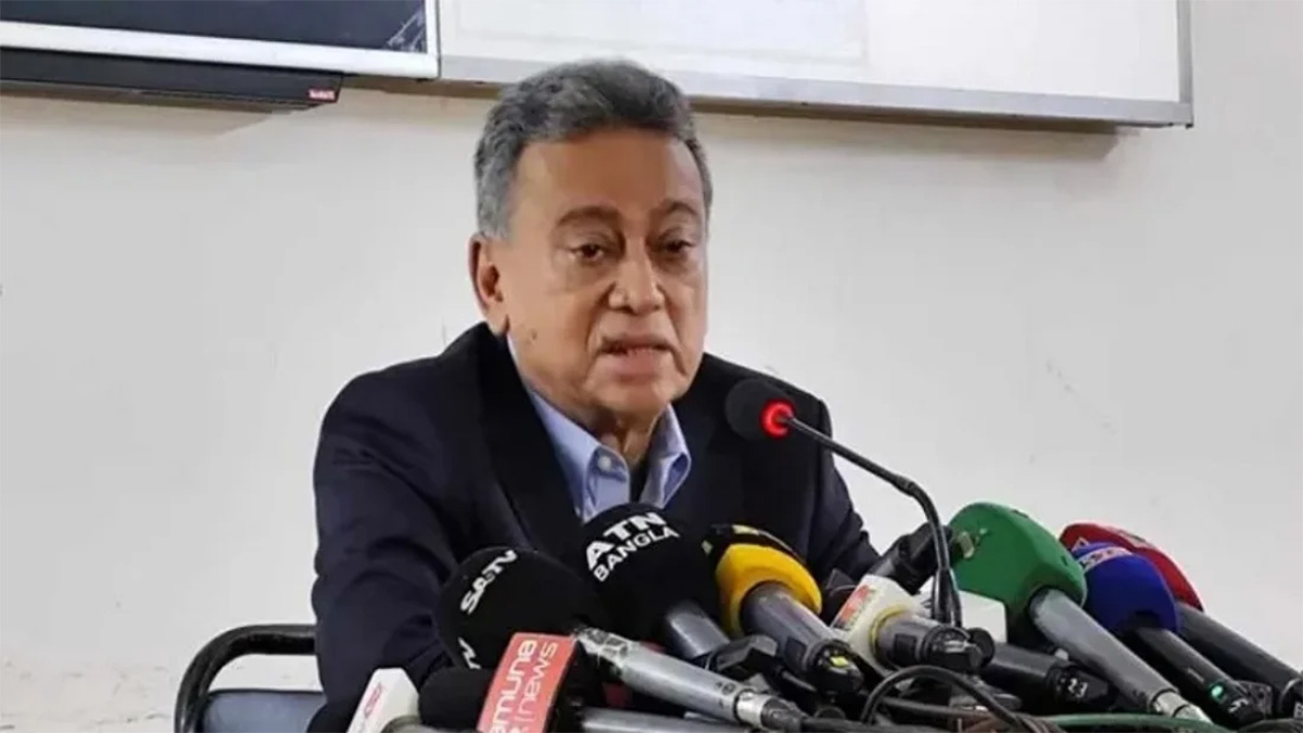 একদল মুক্তিযুদ্ধ বিক্রি করছে, আরেকদল চব্বিশ: আমীর খসরু