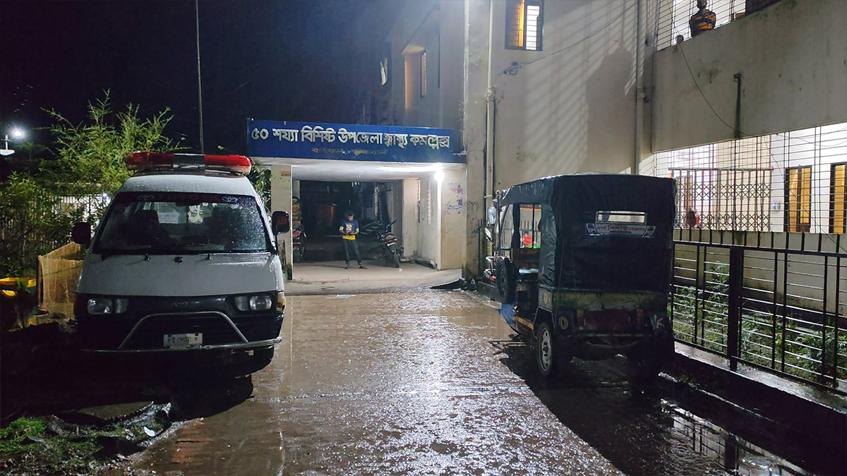 চুরির অপবাদে কিশোরকে শিকলে বেঁধে নির্যাতন, বিষপানে আত্মহত্যার চেষ্টা