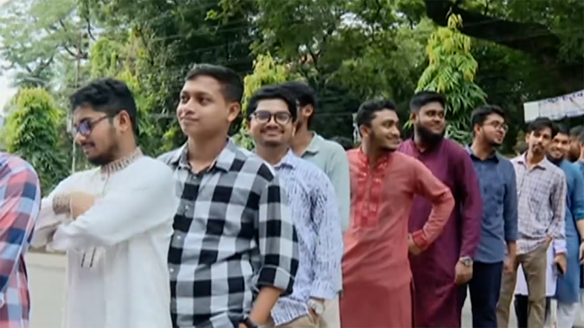 ডাকসুতে ভোট পড়েছে ৭৮ শতাংশ, কোন হলের শিক্ষার্থীদের অংশগ্রহণ কেমন ছিল
