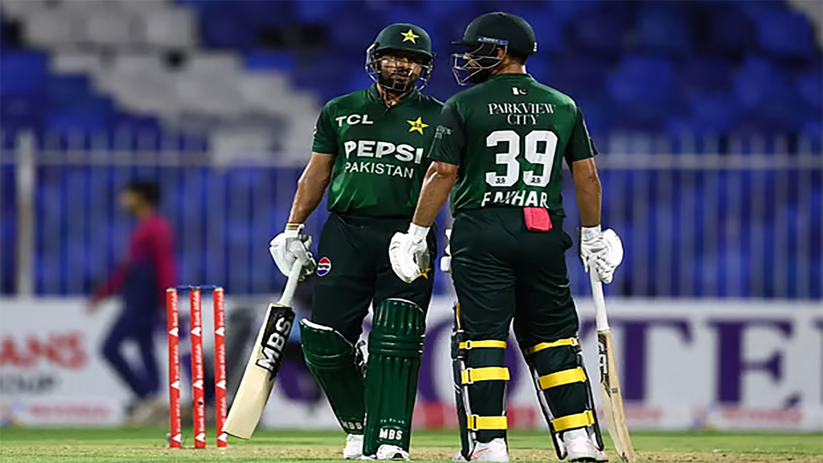 ফখর-আবরার নৈপুণ্যে ফাইনালে পাকিস্তান