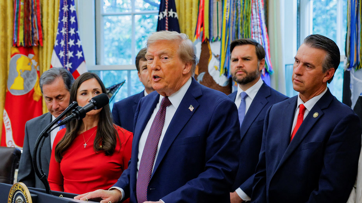 ভেনেজুয়েলা থেকে আসা মাদকবাহী নৌকায় যুক্তরাষ্ট্রের হামলা, নিহত ১১ : ট্রাম্প